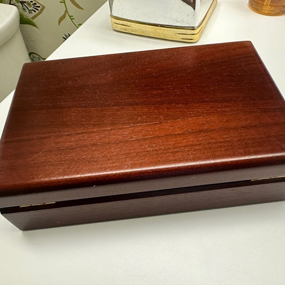 Wooden Golf Desk Set with Brass Accents - Picture 5 of 5